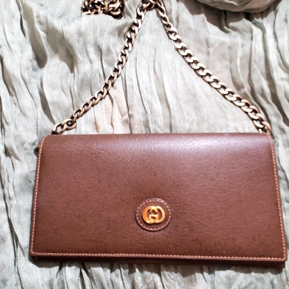 Gucci Vintage Leather Bi-Fold Wallet - Picture 10 of 10